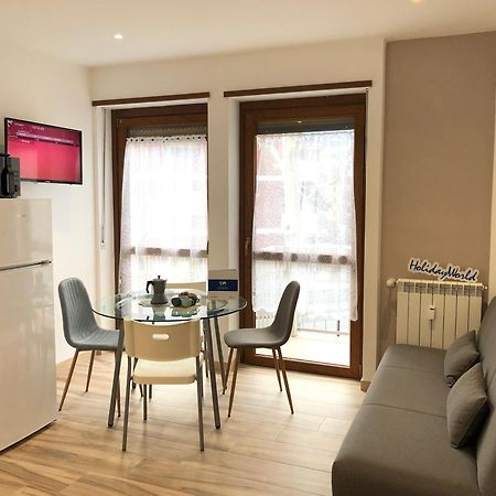 Laura'S House By Holiday World Aosta Bagian luar foto