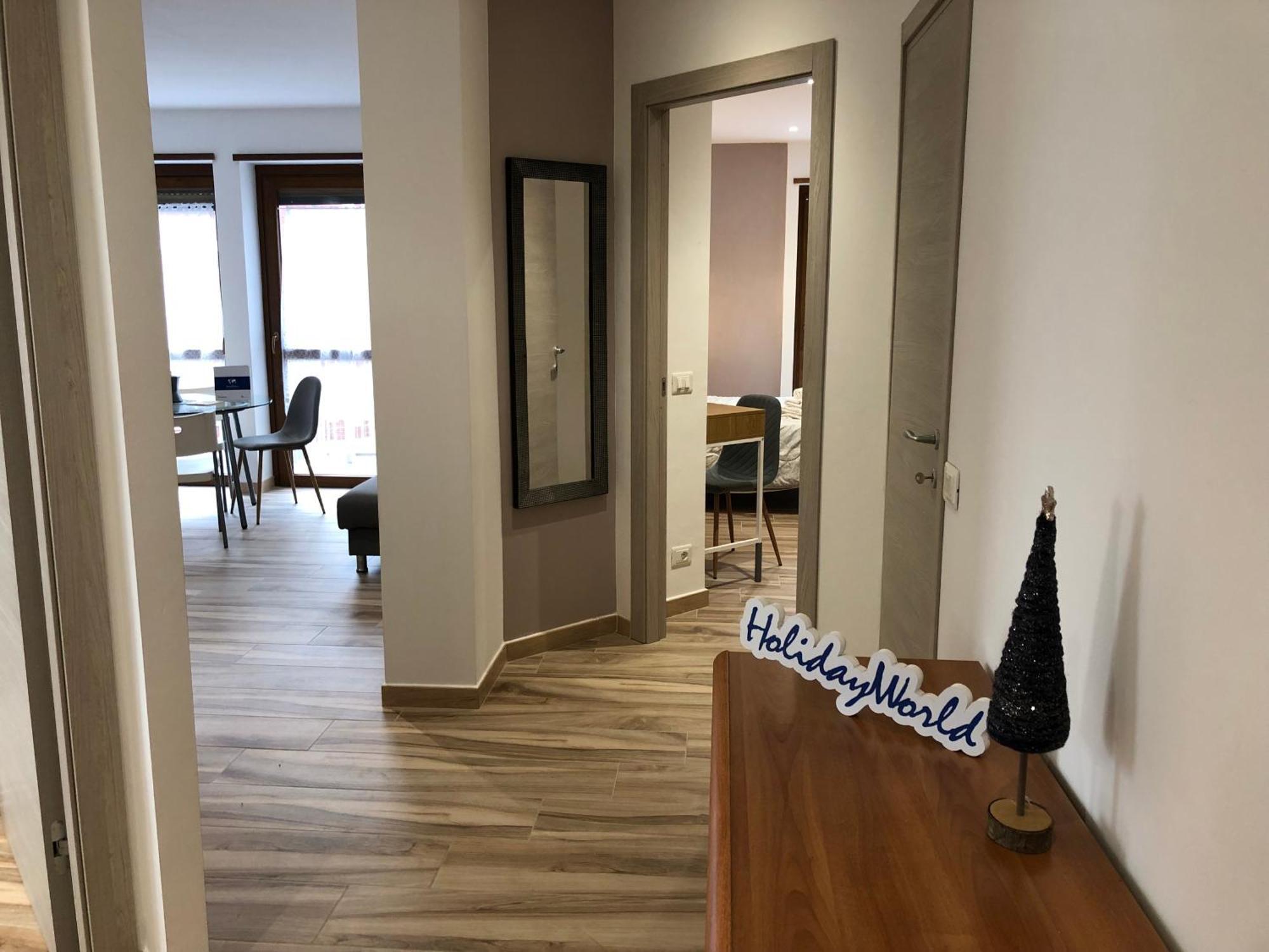 Laura'S House By Holiday World Aosta Bagian luar foto